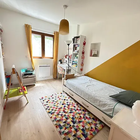 A Paris * Montreuil (Seine-Saint-Denis)